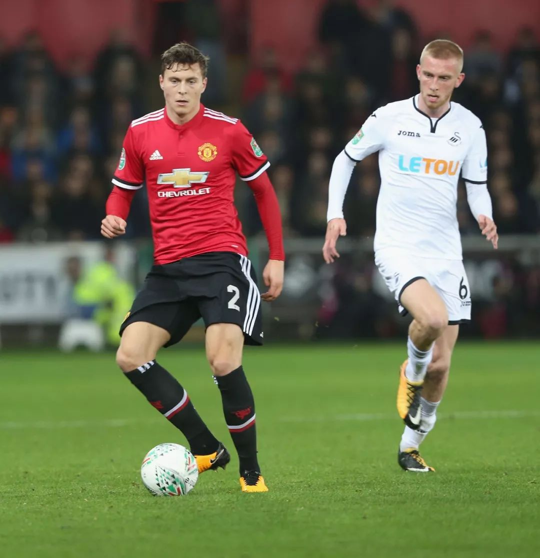 吸引了来自 吸引了来自